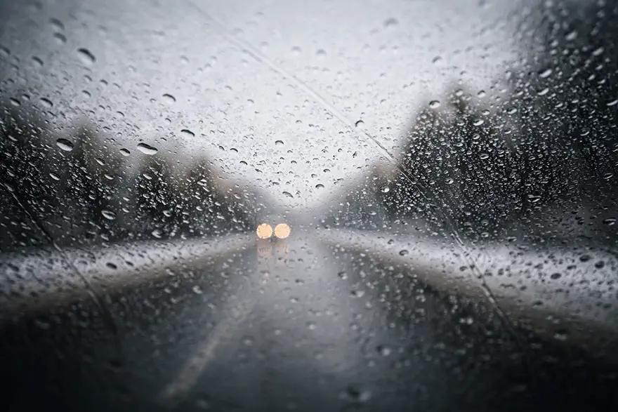 تجمع رطوبت داخل کابین خودرو و بخار گرفتن شیشه‌ها در زمستان
