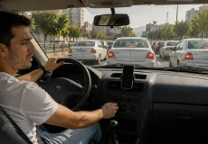 علت خنک نکردن کولر ماشین در ترافیک و تلاش راننده برای تنظیم کولر